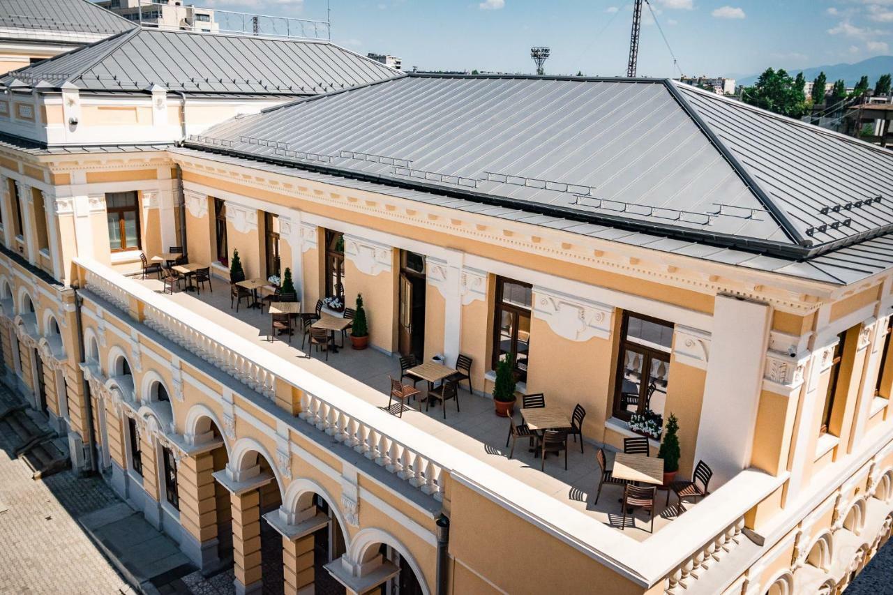 Hostel Central Station Пловдив Экстерьер фото